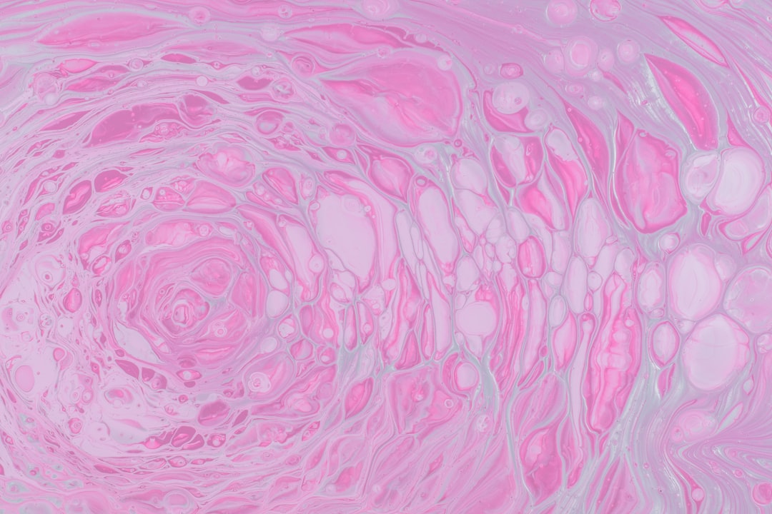 découvrez les principaux symptômes du cancer du sein pour une détection précoce et un traitement efficace. informez-vous sur les signes à surveiller.