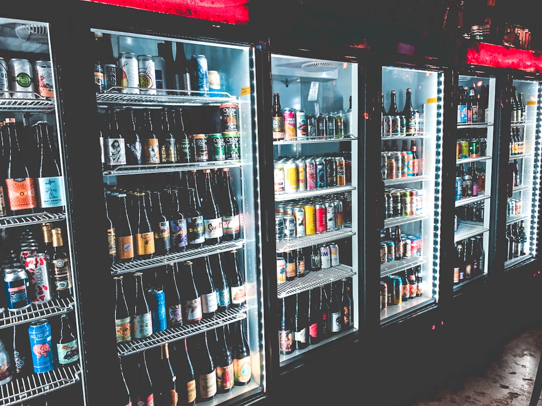 découvrez nos solutions de réfrigération pour cosmétiques, assurant la fraîcheur et la conservation optimale de vos produits de beauté.