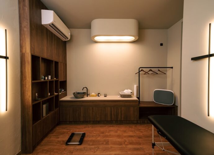 découvrez les services personnalisés et haut de gamme de notre clinique privée : soins médicaux spécialisés, consultations rapides et confidentialité assurée pour votre bien-être.