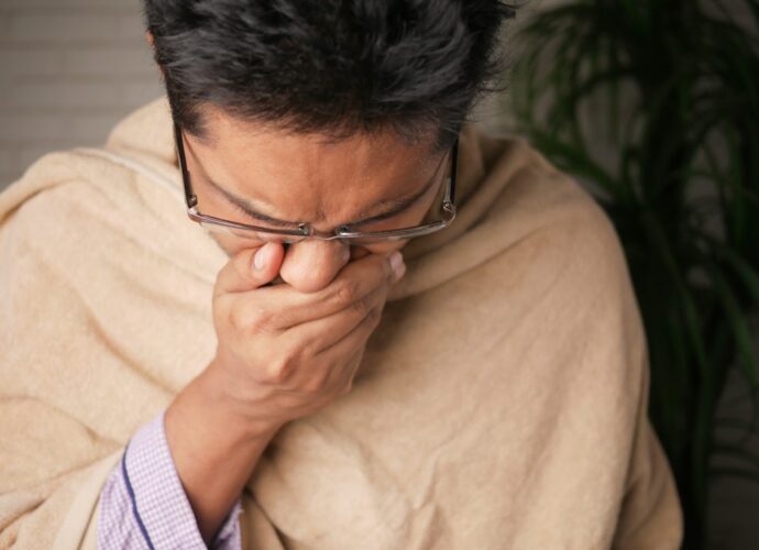 découvrez les symptômes courants de la sinusite pour mieux identifier et traiter cette inflammation des sinus. informations clés et conseils pratiques disponibles ici.